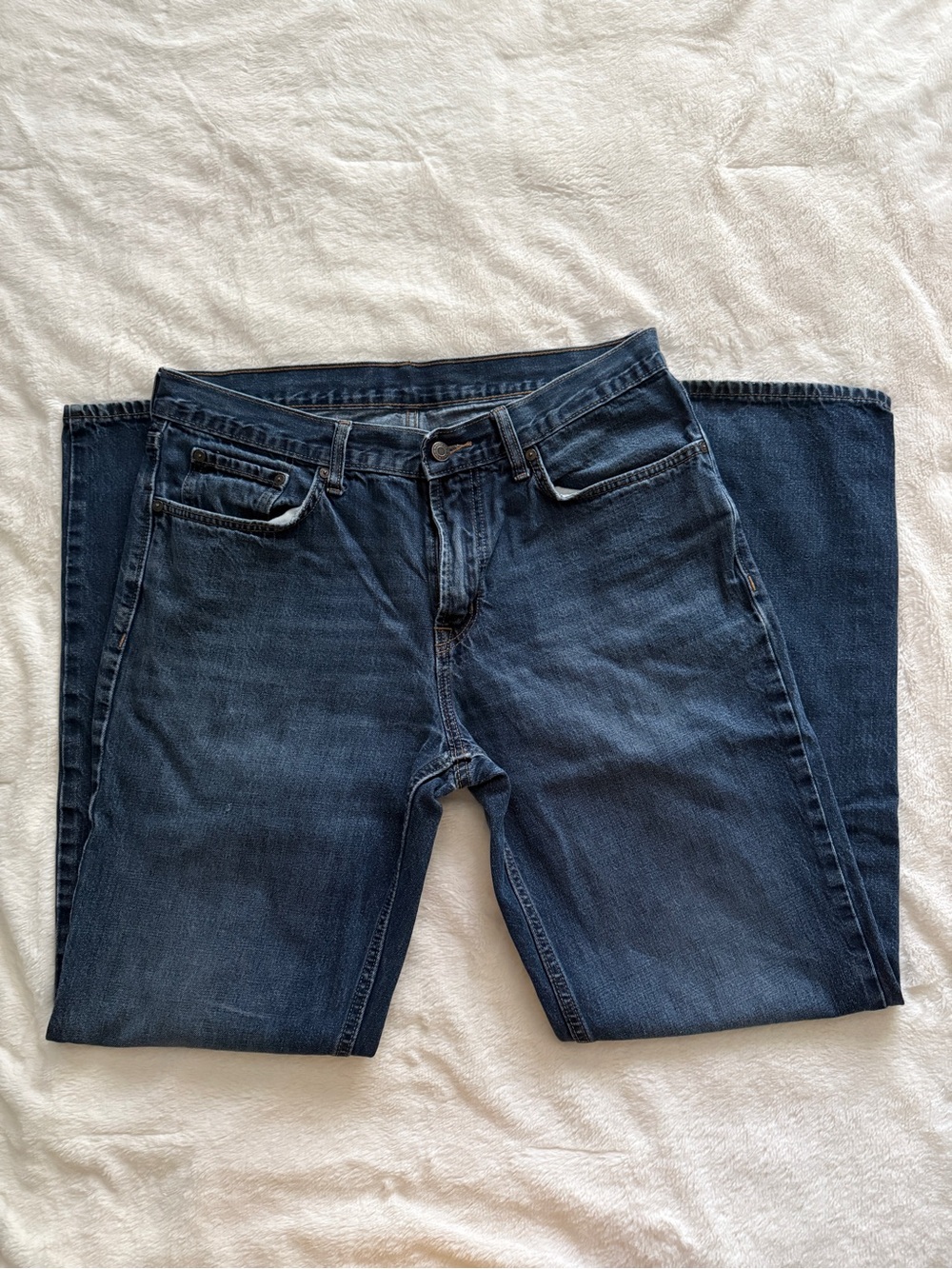 Classic Men's Dark Blue Jeans